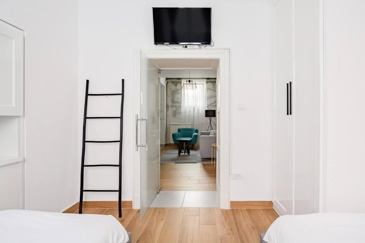 Hostgost Selected Suites - Molerova 9 Beograd Ngoại thất bức ảnh