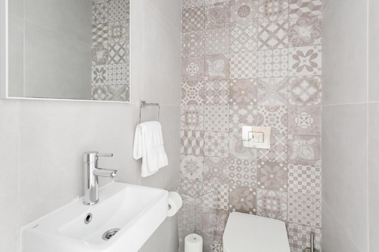 Hostgost Selected Suites - Molerova 9 Beograd Ngoại thất bức ảnh