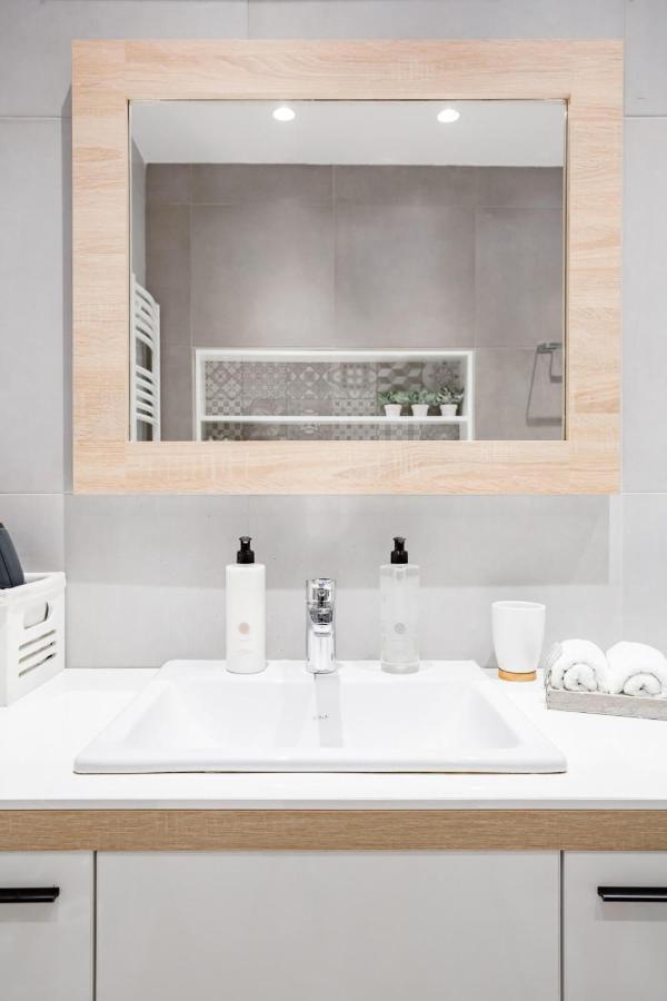 Hostgost Selected Suites - Molerova 9 Beograd Ngoại thất bức ảnh